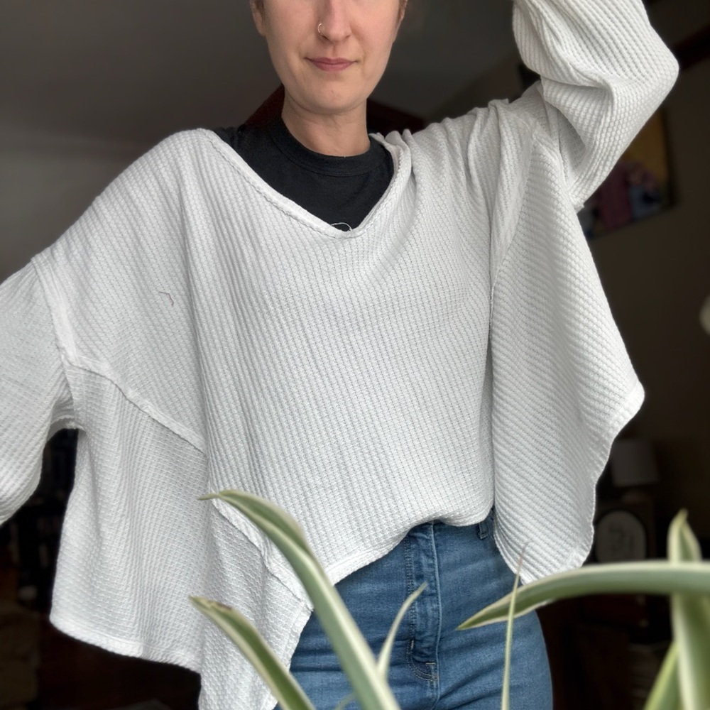 We the Free Coraline Thermal waffle White Long Soeeve Deep V neck SMALL - Picture 8 of 9